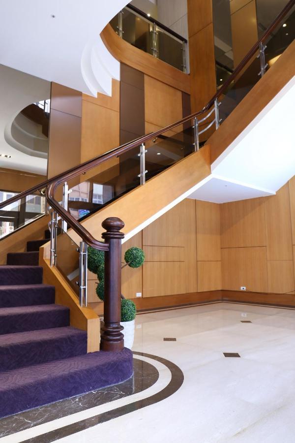 Fushin Hotel - Тайнан Екстериор снимка