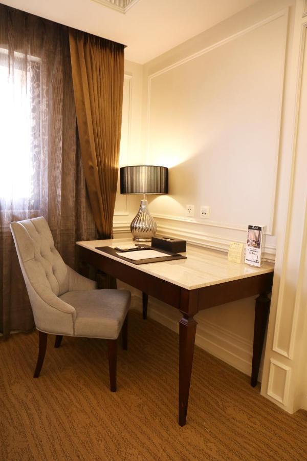 Fushin Hotel - Тайнан Екстериор снимка