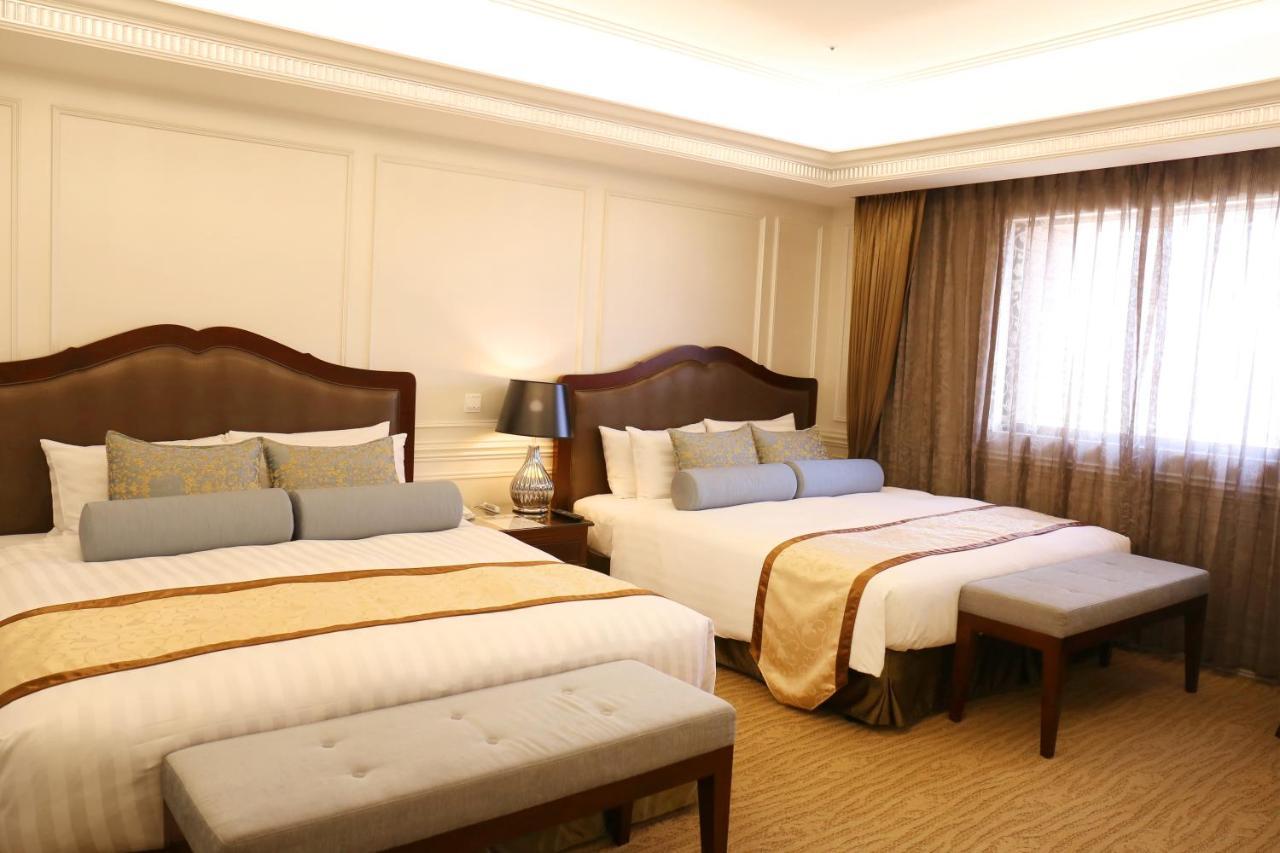 Fushin Hotel - Тайнан Екстериор снимка